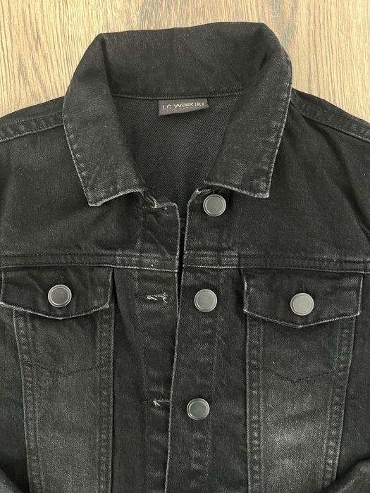 Продавам 2 чисто нови дънкови якета LC Waikiki