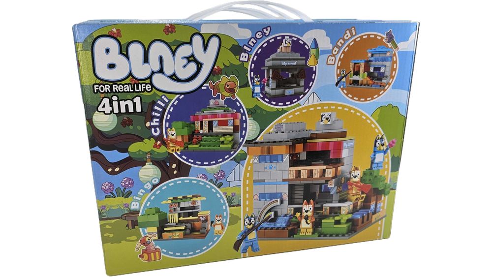Голяма кутия 4 в 1 с конструктори кучето Блуи от 925 ч. Bluey за 59лв.