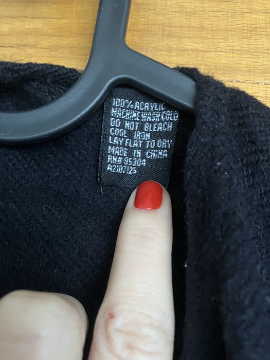 Poncho elegant negru – Călduros și confortabil