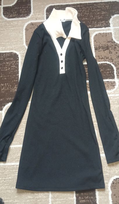 Отдам  одежду ( пакет)