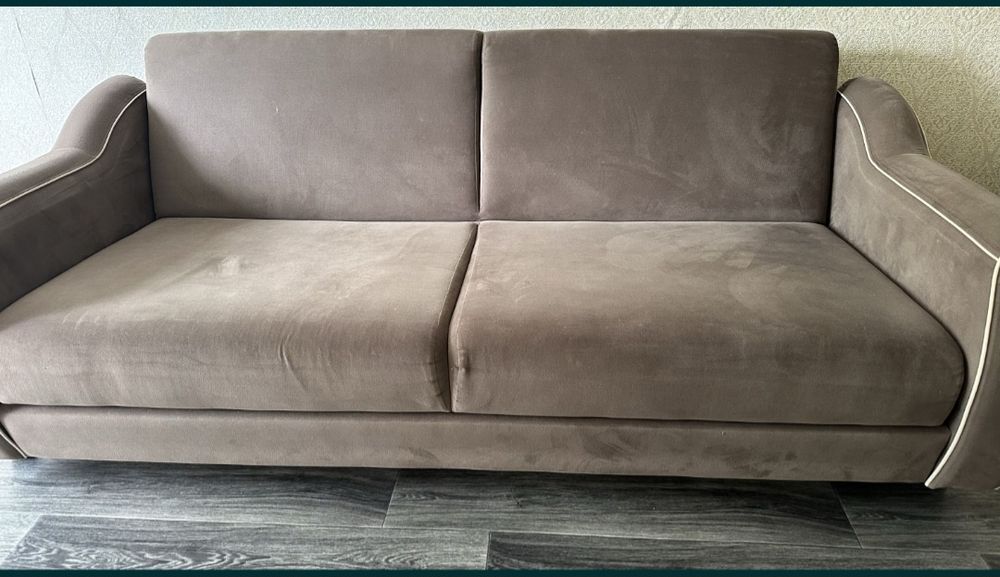 Диван продажа книжка