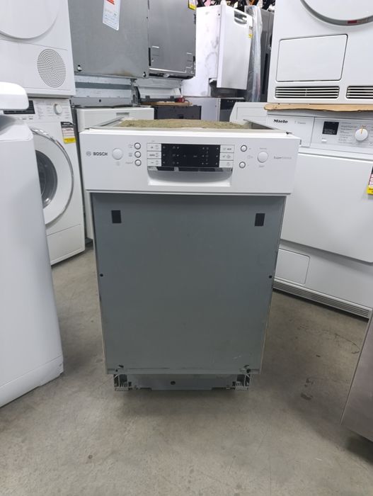 Съдомиялна машина за Вграждане BOSCH