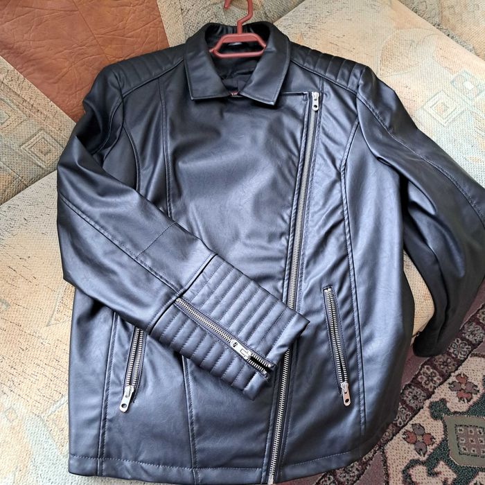 Geaca neagra dama, piele ecologica