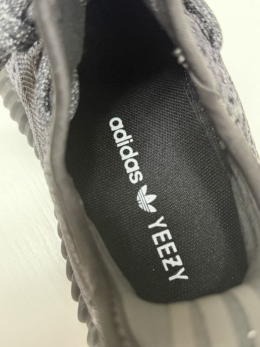 Adidas Yeezy Boost 350 V2 | Black Reflective | 38