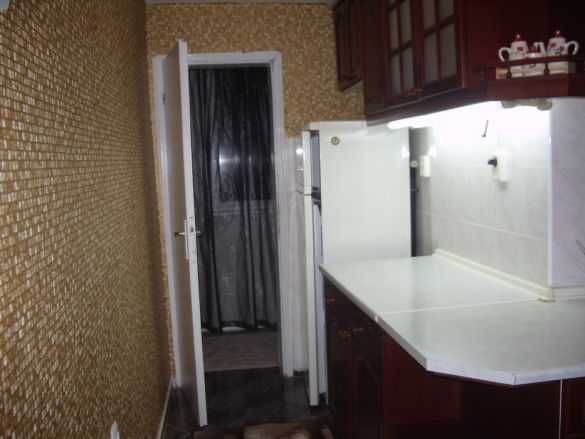 Дава се под наем Двустаен апартамент в Бургас, Братя Миладинови - 70 кв.м за 102 € - Снимка #2