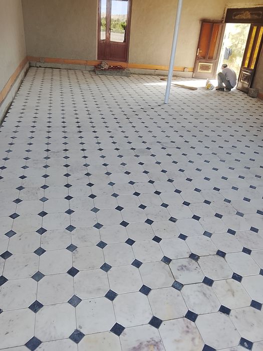 Bruschatka izvestnyak va kafel soklga teramiz