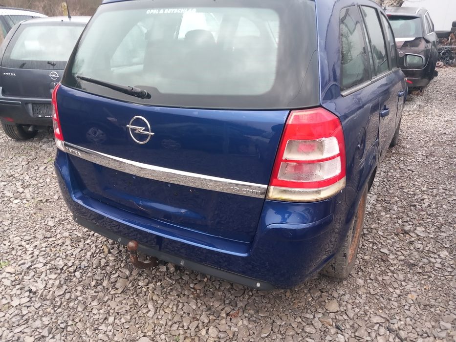 Opel Zafira B 1.6 16v- 116кс./2009/- на части