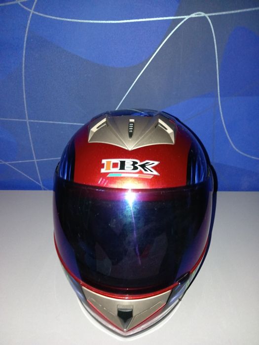 Продам шлем почти новый