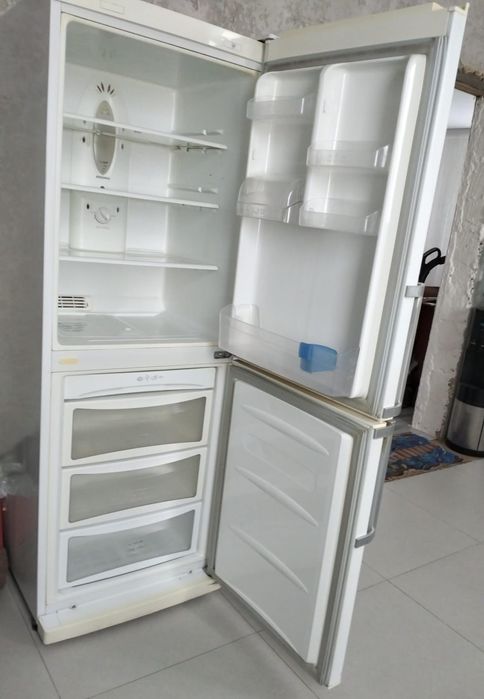 Продам холодильник