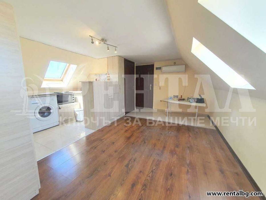 Продава се Двустаен апартамент в Пловдив, Кючук Париж - 55 кв.м за 1073 €/кв.м - Снимка #1