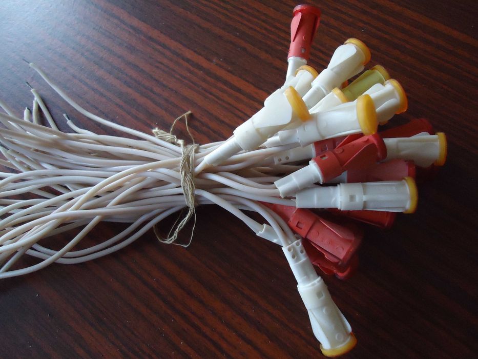 Букси за телевизор, букси за кабел, конектор, гумен банан щекер.