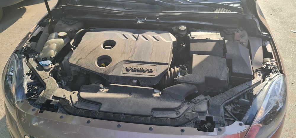 Volvo V40 Cross Country D2 Automat • 134.000 km  reali