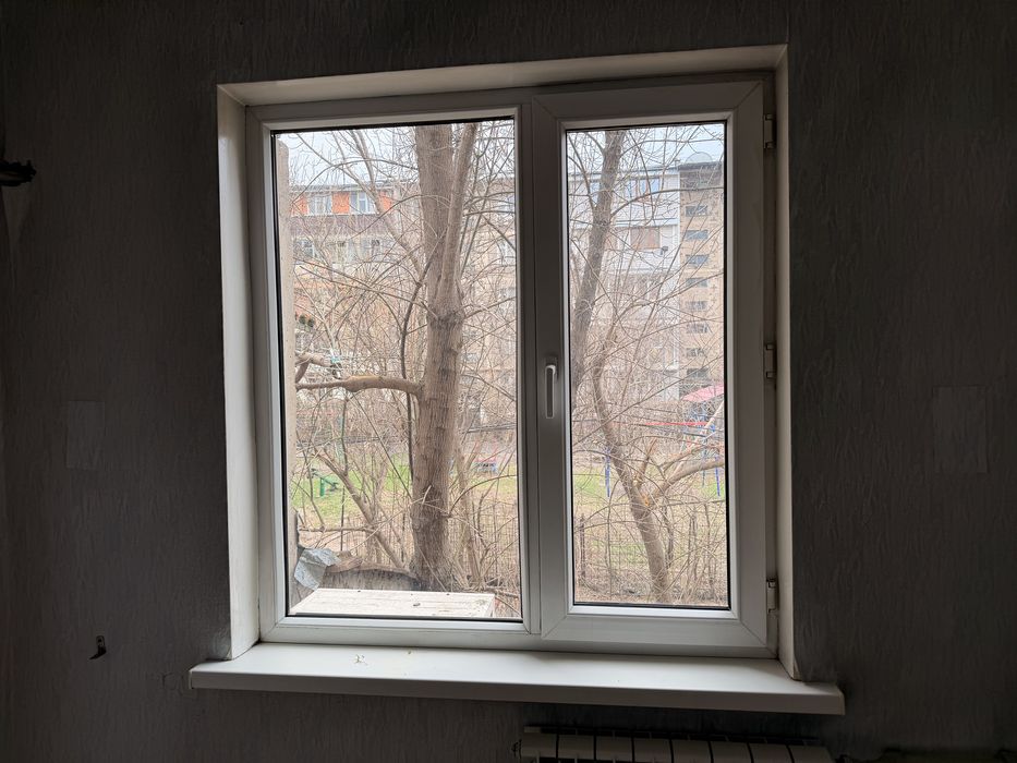 Продам пластиковое окно