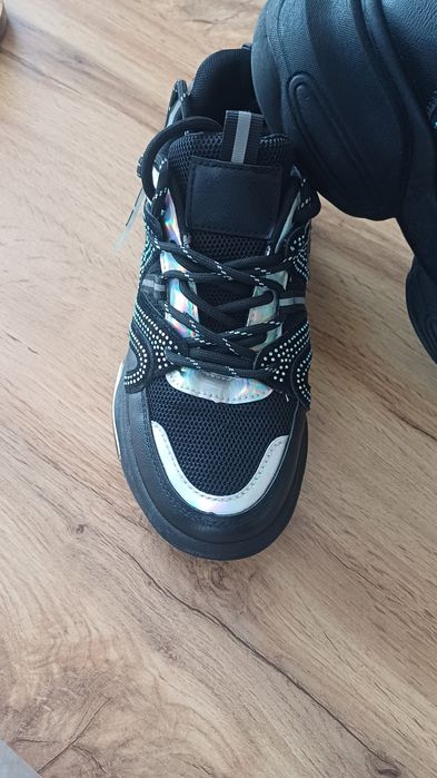 Дамски маратонки