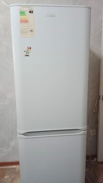 Продам холодильник, газ