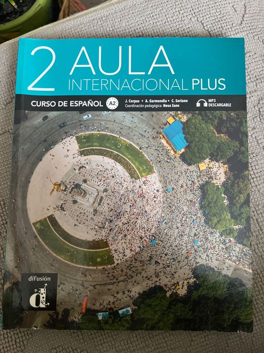 Учебник по испански AULA 1 и AULA 2