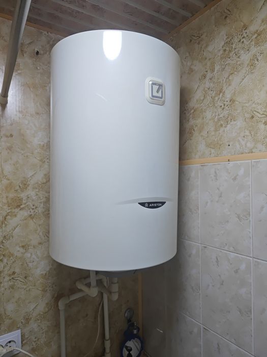 ARISTON* Италия Аристон 80 литров
