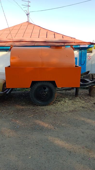 Бочка на колесах продам!