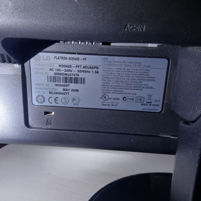 Монитор LG 20  FLATRON