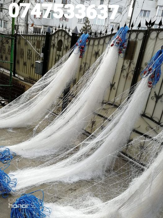 Plase de pescuit lucrate manual