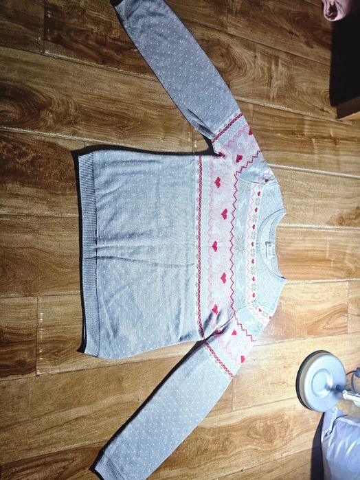 Кофточки для девочки.