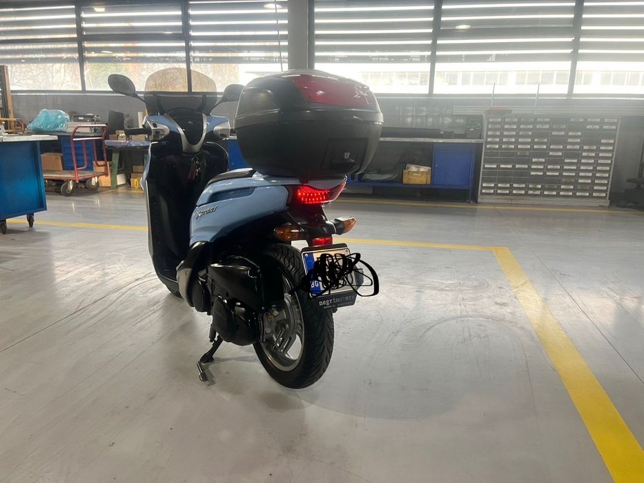 Скутер Yamaha Xenter