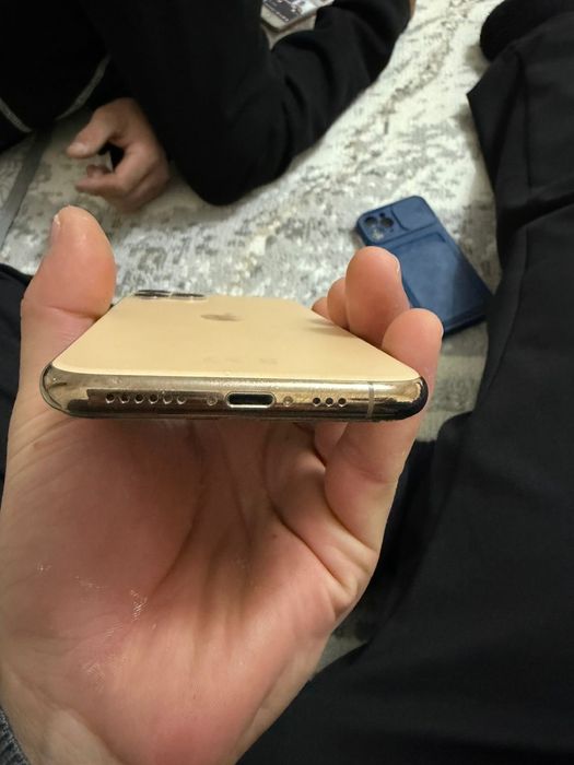 Айфое 11 про идеальном состояние