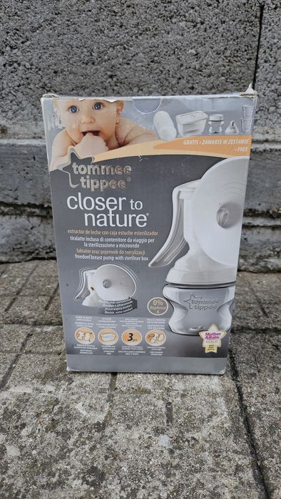 Ръчна помпа за кърма Tommee Tippee