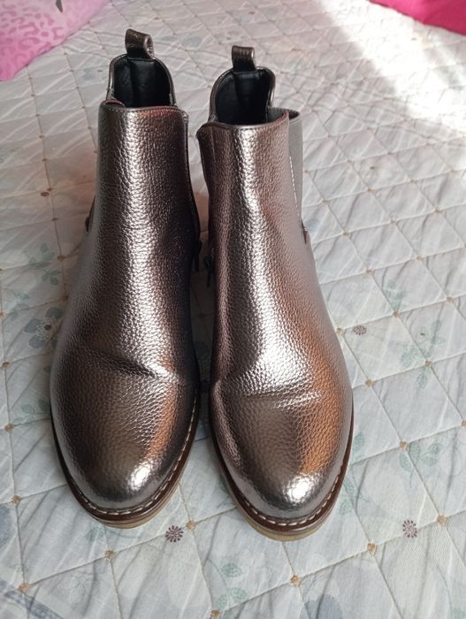 Осенние ботинки размер 38