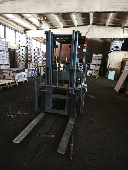 Погрузчик кара 3 тонны