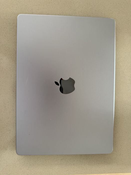 Apple Macbook Pro M3 512SSD