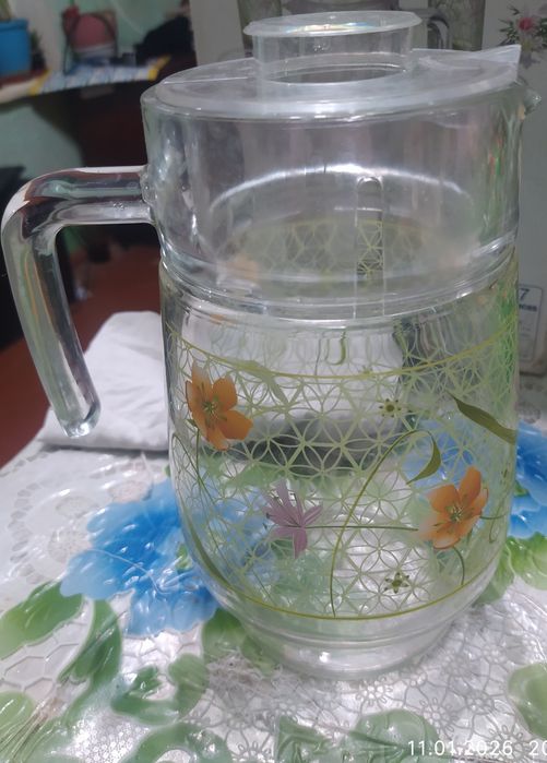 Продам набор. Графин и стаканы.