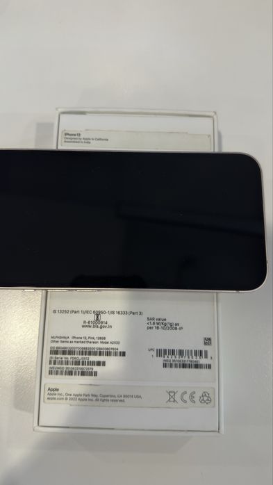 Продам iPhone 13