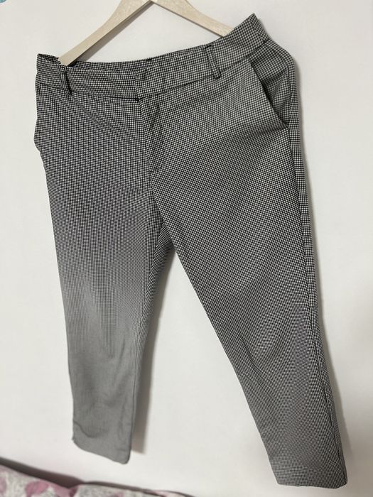Pantaloni office M Stradivarius