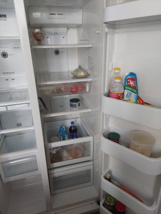 Продам холодильник