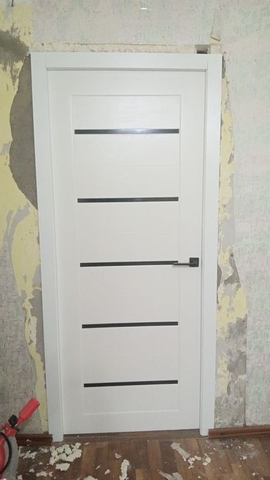 Установка двери.