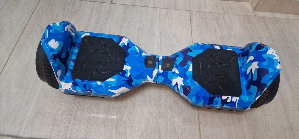 Vând hoverboard cu lumini