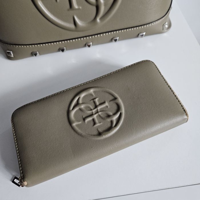 GUESS чанта и портмоне - използвани