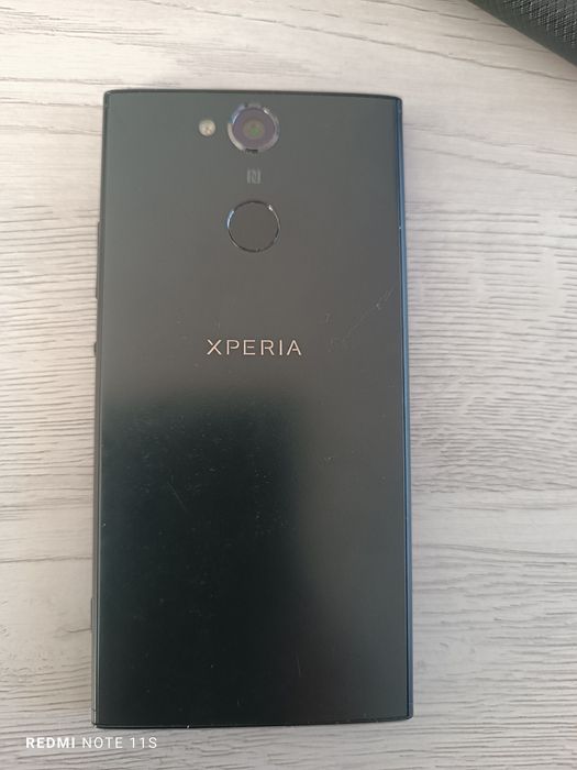 Телефон SONY  Experia