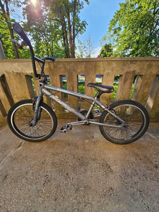 Vand Bicicleta RAZOR BMX LINE