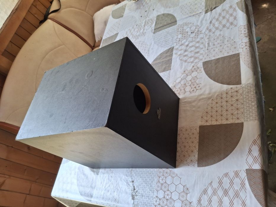 Subwoofer Magnat Cubus Bandpass 150W Germany - 250 lei