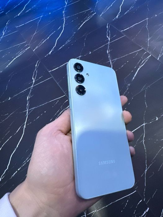 Galaxy A 16.  Идеальный