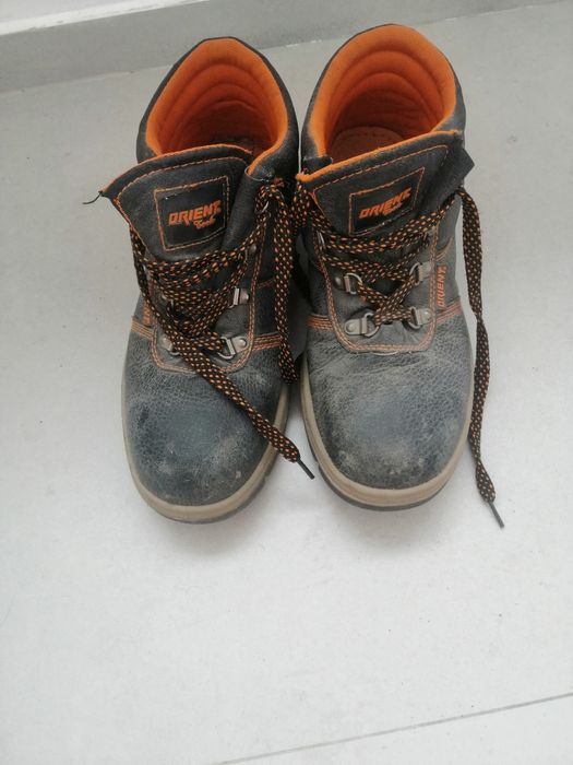 спец обувь    берцы