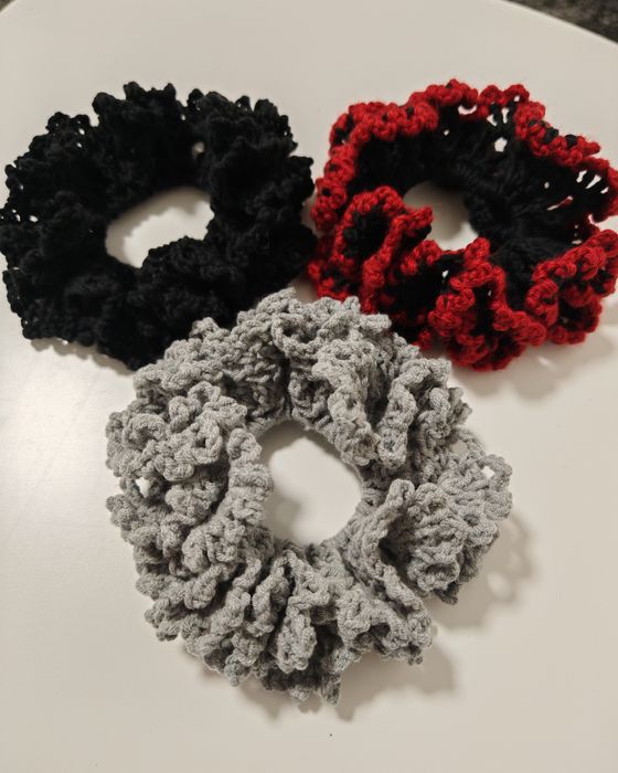 Скрънчита за коса ластичка