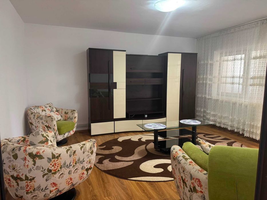 Apartament de inchiriat - 2 camere - zona Spital
