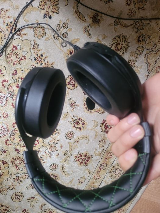 Продам игровые наушники