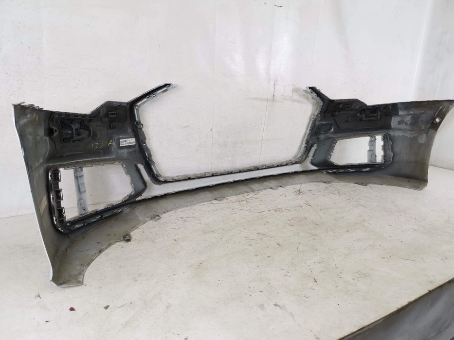 Предна броня Ауди А6 С8 / Audi A6 C8 [ - ] С-линия Оригинална В добро