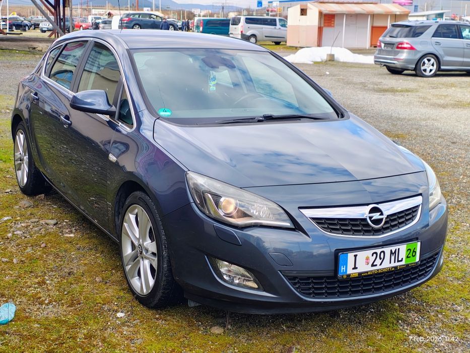Vând Opel Astra j 2.0 CDTI 160 cp Euro 5
