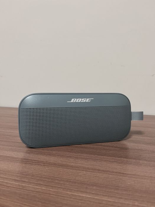Колонка Bose Soundlink Flex