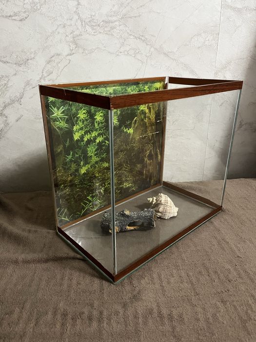 Продам аквариум 20 литров